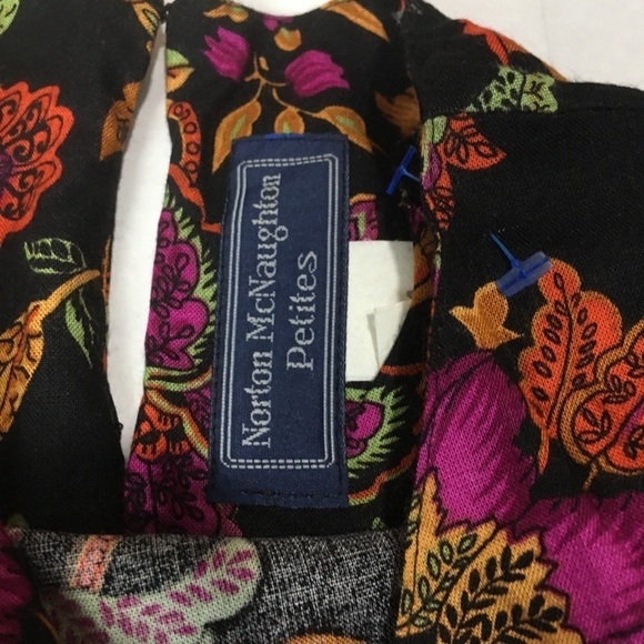 Norton McNaughton Petite Top NWT - Picture 4 of 9